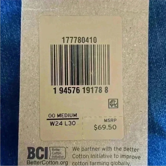 Levi's 710 Toronto Sights Super Skinny Jeans - Mid Rise Size 24 NWT - Picture 4 of 10